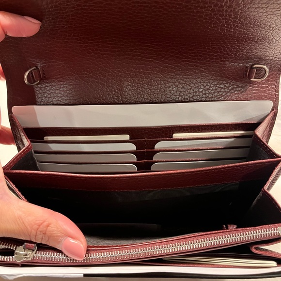 Gucci Dionysus Wallet on Chain in Burgundy - Picture 8 of 10